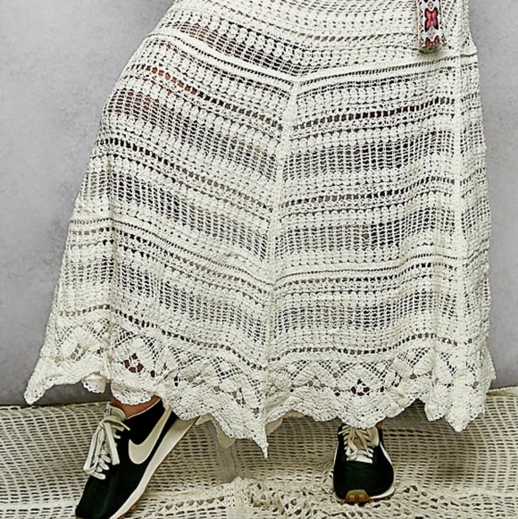 POL Openwork Boho Crochet Knit Scallop Maxi Skirt Butterfly Embroidered Belt - Picture 14 of 16